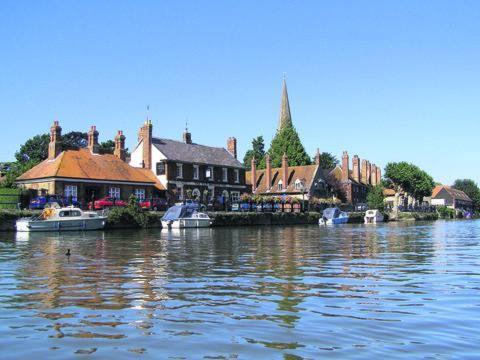 Abingdon - Private Flat With Garden & Parking 02 Apartment *
